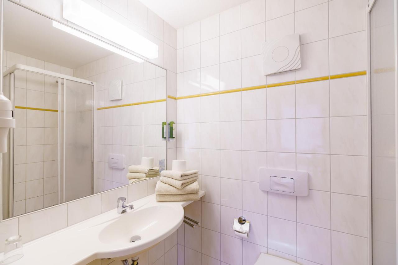 Waldhotel Vogtland 클링겐터 외부 사진