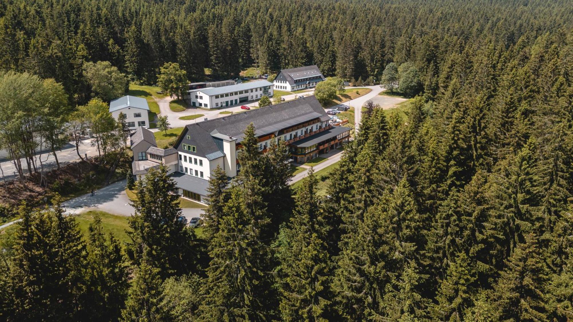 Waldhotel Vogtland 클링겐터 외부 사진